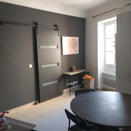 A Pochi Passi Dal Mare Apartman *