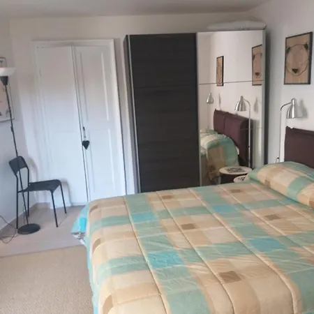 A Pochi Passi Dal Mare Apartmán *